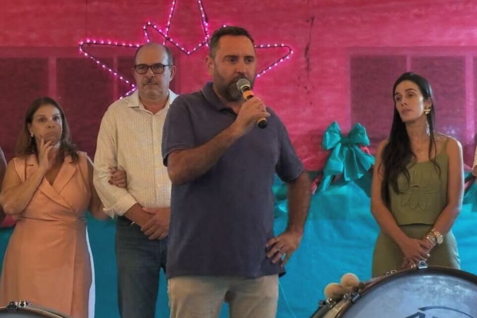 Imagem de compartilhamento para o artigo Prefeito Weliton Guimarães participa de Cantata de Natal na Emac e ressalta apoio às ações culturais em Alcinópolis  da MS Todo dia